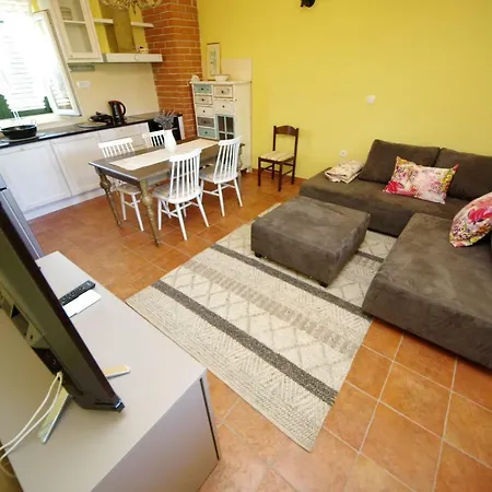 Marija Apartment *