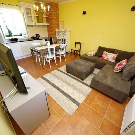 Marija Apartment *